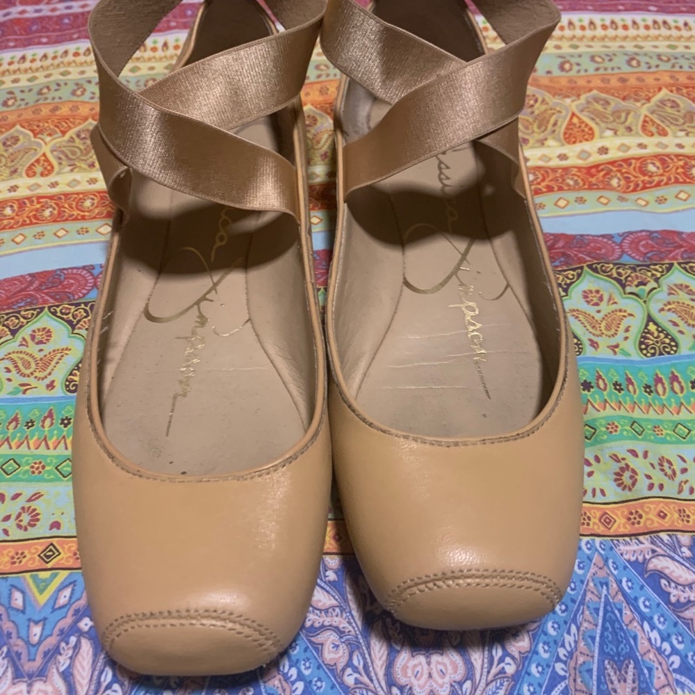 Women’s shoes
